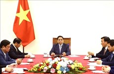 Premier vietnamita sostiene conversaciones telefónicas con su homólogo chino 