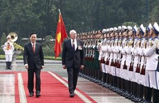 Efectúan en Hanoi acto de recibimiento oficial a gobernador general de Australia