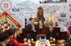 Vicepremier vietnamita felicita a organizaciones religiosas por Pascua