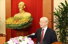 Dirigentes vietnamitas felicitan a Laos y Camboya por sus fiestas del Año Nuevo