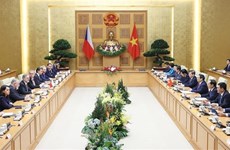 Vietnam considera a República Checa como socio prioritario, afirma premier