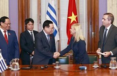 Vietnam y Uruguay firman acuerdo de cooperación parlamentaria