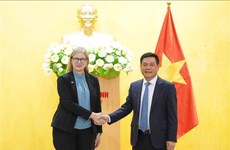 Existe espacio para impulsar lazos comerciales entre Vietnam y Suecia