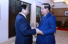 Primer ministro de Vietnam se reúne con su homólogo de Camboya