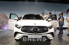 Mercedes-Benz introducirá coches eléctricos en Vietnam
