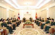 Ministro de Defensa recibe a delegación de Federación de Veteranos de Laos