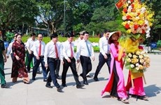 Celebran numerosas actividades para rendir homenaje al Presidente Ho Chi Minh