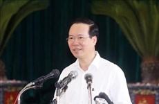 Presidente de Vietnam visita modelo de renovación rural en la provincia de Nam Dinh