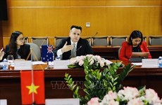 Alto funcionario neozelandés valora potencial de cooperación con Vietnam