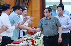 Primer ministro urge a Ha Giang elaborar mecanismos y políticas para el desarrollo