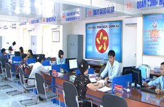 Vietnam trabaja por mejorar procedimientos administrativos y ambiente de negocios