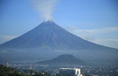 Filipinas evacúa a miles de personas por amenazas de erupción volcánica