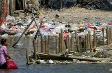 Indonesia eliminará gradualmente plásticos de un solo uso