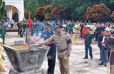 Entierran restos de soldados voluntarios vietnamitas caídos en Laos y Camboya