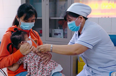 OMS y UNICEF aseguran suministro de vacuna pentavalente a Vietnam
