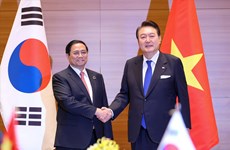 Visita de presidente surcoreano a Vietnam profundiza relaciones bilaterales 
