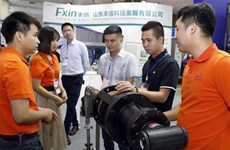 Más de un centenar de empresas extranjeras participan en exposición sobre energía en Hanoi