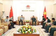 Viceministro de Defensa de Vietnam recibe a agregado militar chino