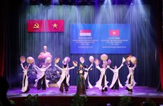 Celebran 50 aniversario de nexos Vietnam-Singapur en Ciudad Ho Chi Minh