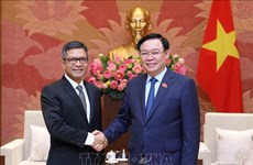 Alaban significado de visita oficial de titular del Parlamento vietnamita a Indonesia