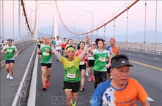 Atletas vietnamitas brillan en Maratón Internacional Da Nang Manulife 