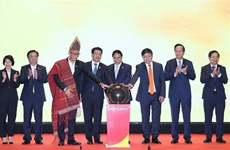 Asiste premier vietnamita al acto de inauguración de ruta aérea directa Hanoi- Yakarta
