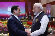 Primer ministro vietnamita se reúne con dirigentes indio y bangladesí