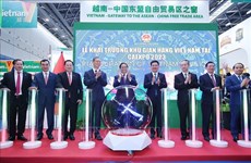 Vietnam desea ser destino de tránsito mercantil entre ASEAN y China