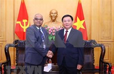Academia de Política Ho Chi Minh y Banco Asiático buscan mayor cooperación