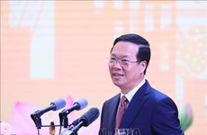 Presidente asiste a acto conmemorativo por 65º aniversario de visita de Tío Ho a Lao Cai