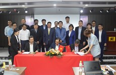 Empresas de Hanoi y Shanghai establecen cooperación