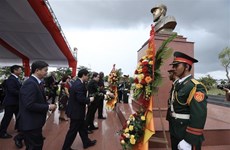Presidente parlamentario de Cuba rinde homenaje a Fidel Castro en Quang Tri