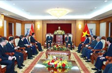 Delegación de Comisión de Asuntos Políticos y Jurídicos del CCPCCh realiza actividades en Vietnam