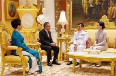 Rey de Tailandia aprecia relaciones de cooperación con Vietnam  