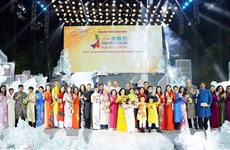Efectúan X Festival de Ao Dai de Ciudad Ho Chi Minh