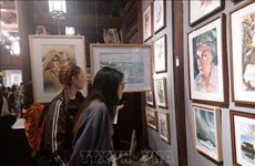 Hanoi alberga mayor exposición internacional de acuarelas en Vietnam