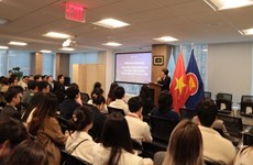 Organizan seminario de orientación vocacional para estudiantes vietnamitas en Estados Unidos 