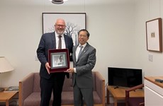 Alto funcionario australiano elogia desarrollo positivo de relaciones Vietnam-Australia