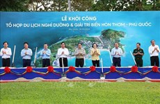 Premier asiste a inicio de construcción de complejo turístico en Phu Quoc