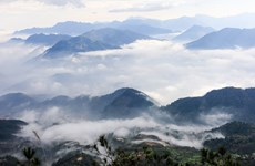 Distrito montañoso vietnamita preserva la cultura  para desarrollar el turismo
