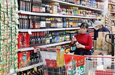 Minoristas internacionales interesados en comprar productos vietnamitas