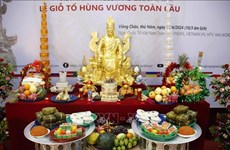 Vietnamitas en Laos y Francia rinden homenaje a los Reyes Hung