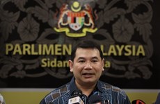 Malasia reducirá subsidios al petróleo en 2024