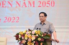 Primer ministro de Vietnam traza orientaciones para planificación nacional