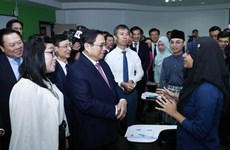 Primer ministro de Vietnam visita la Universidad de Brunei Darussalam
