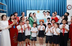 Primer ministro visita instituciones educativas para niños desfavorecidos