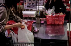 Vietnam apunta a construir alianza de supermercados para reducir el uso de nilón