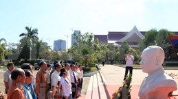 Homenajean a Souphanouvong, figura especial de relaciones Vietnam-Laos 