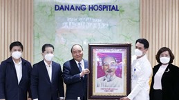 Resaltan contribución de fuerzas médicas en ciudad vietnamita a lucha contra COVID-19