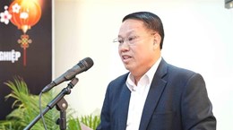 Vietnamitas en Laos orgullosos de los logros de su patria
